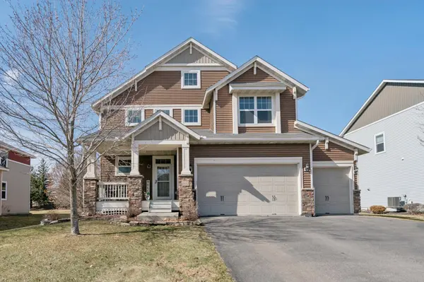 1832 Spring Creek DR, Carver, MN 55315