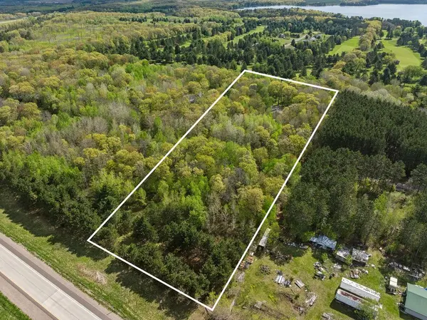 5810 N Bear Path LN, Spooner, WI 54801