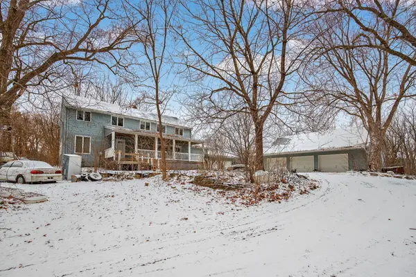 19670 Excelsior Boulevard, Deephaven, MN 55331