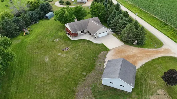 72329 320th ST, Racine, MN 55967