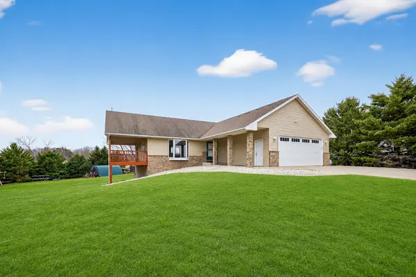 72329 320th ST, Racine, MN 55967