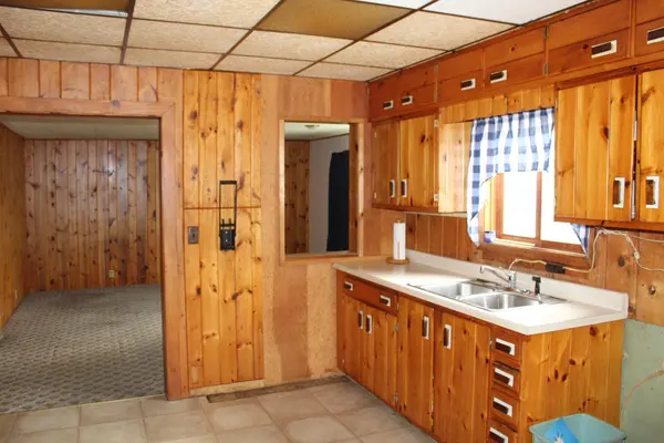 1530 N 20th AVE E, Ely, MN 55731