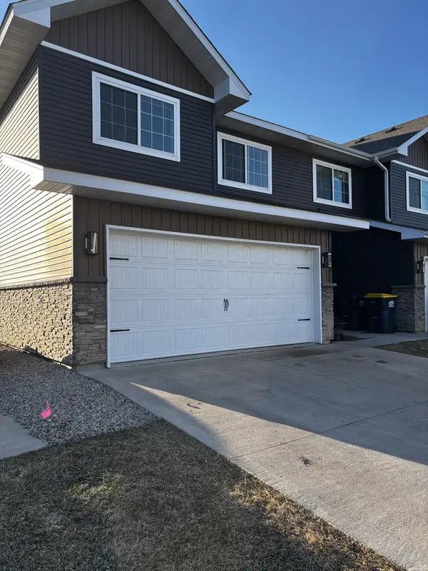25894 Cardinal ST, Elko New Market, MN 55054