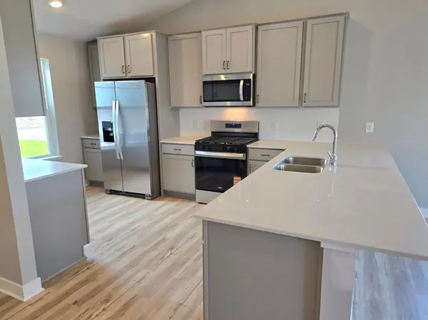 7328 Imperial WAY, Elko New Market, MN 55020