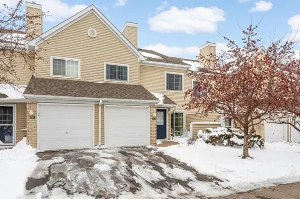2210 Ranchview LN N #120, Plymouth, MN 55447