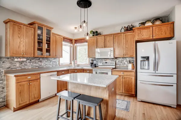682 Lynn CT, Delano, MN 55328