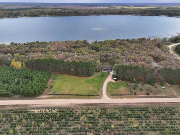 22015 Aquatic DR, Park Rapids, MN 56470