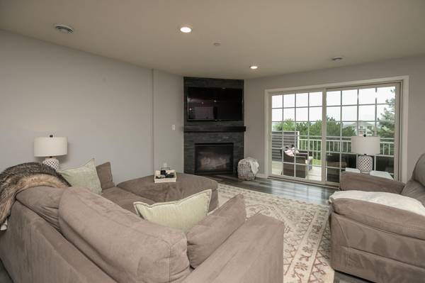 644 Shardlow LN NE, Byron, MN 55920