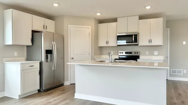 1943 Aztec AVE, Shakopee, MN 55379