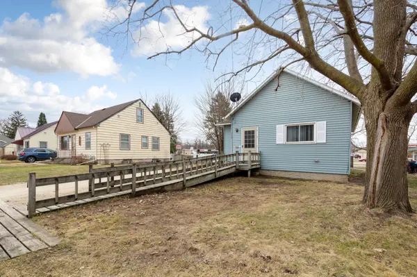 1319 George L ST, Faribault, MN 55021