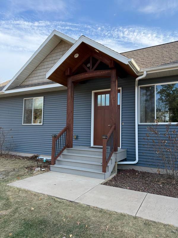 11889 Joneswood DR, Baxter, MN 56425