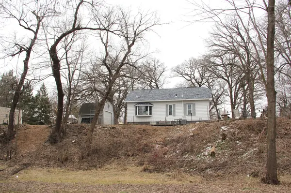 111 Lyndall AVE, Paynesville, MN 56362