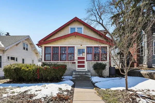 1136 Maryland AVE E, Saint Paul, MN 55106