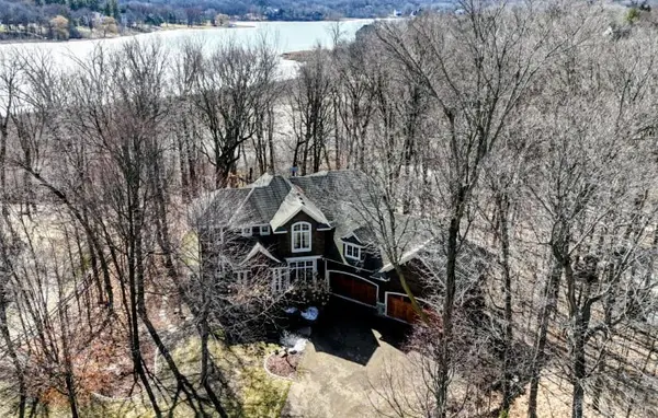 27665 Virginia CV, Excelsior, MN 55331