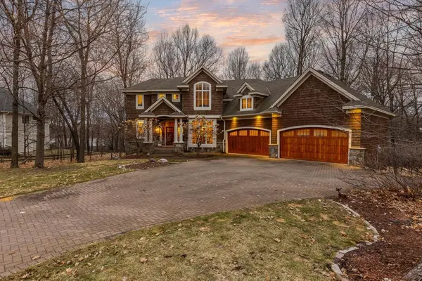 27665 Virginia CV, Excelsior, MN 55331
