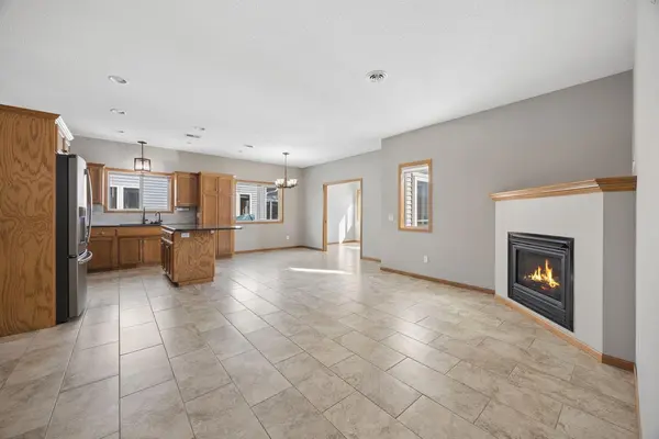 204 Goldfinch LN, Clearwater, MN 55320