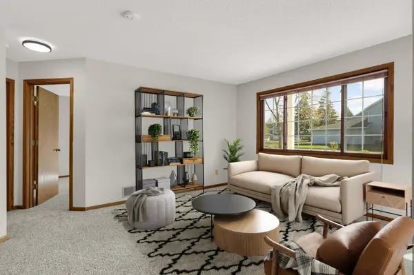 4061 Maureen DR NE #105, Columbia Heights, MN 55421