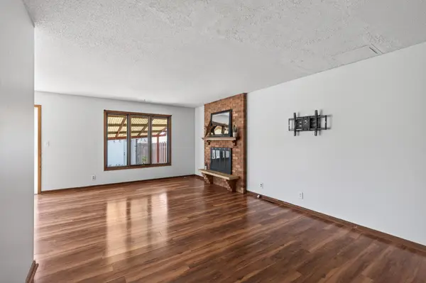 2010 Arkwright ST, Maplewood, MN 55117