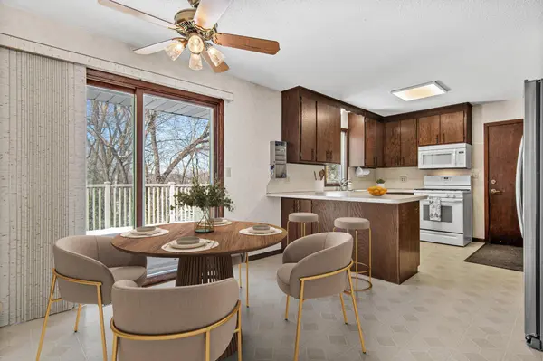 479 Centennial DR, Roseville, MN 55113
