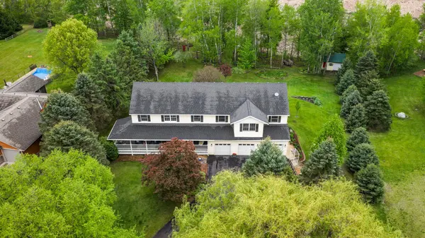 31789 Lakeway DR NE, Cambridge, MN 55008