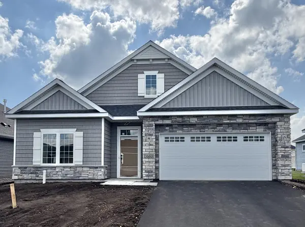3660 Coral Bell DR, Shakopee, MN 55379