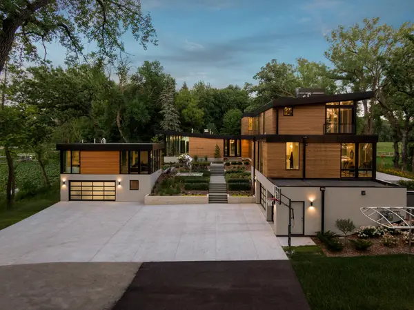 2634 Crosby RD, Wayzata, MN 55391