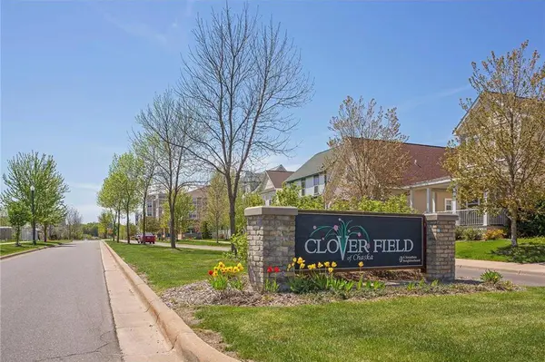 114200 Hundertmark RD #212, Chaska, MN 55318