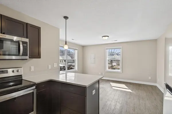 84 Curtice ST E, Saint Paul, MN 55107