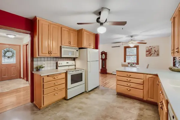 3010 Fairview AVE N, Roseville, MN 55113