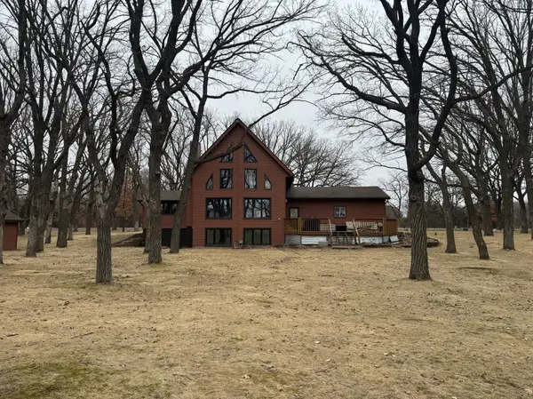 11767 Bayview RD, Little Falls, MN 56345