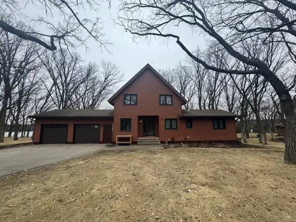 11767 Bayview RD, Little Falls, MN 56345