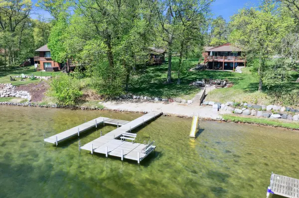 35592 W Shore DR, Crosslake, MN 56442