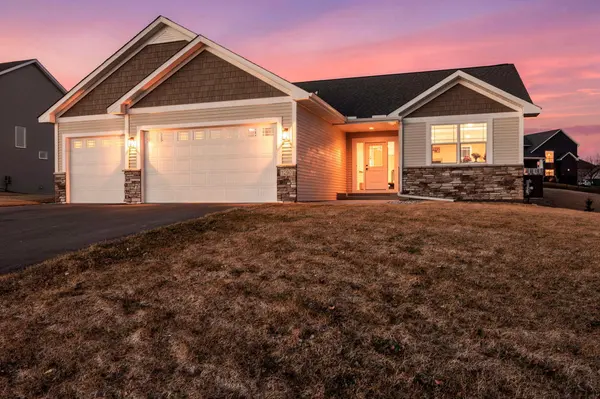 1290 Knight LN, Watertown, MN 55388