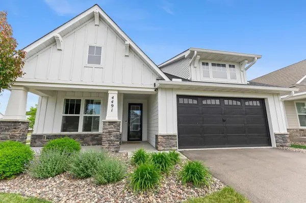 4491 Monarch DR, Woodbury, MN 55129