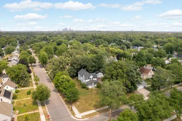 2124 W 60th ST, Minneapolis, MN 55419