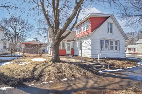 529 10th AVE N, Saint Cloud, MN 56303