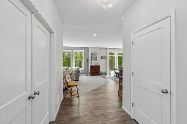 5590 Upper 179th ST, Lakeville, MN 55044