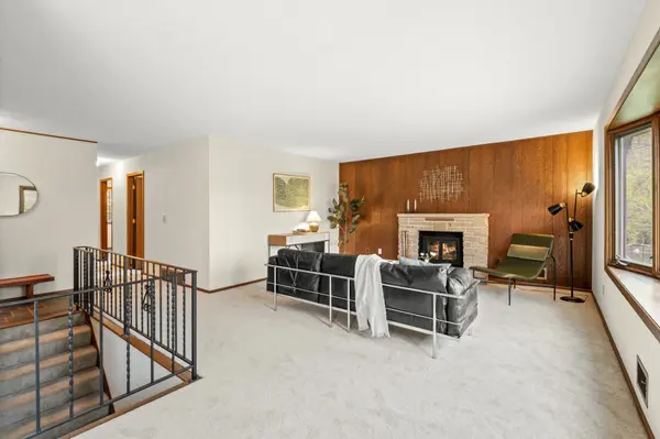 517 17th AVE NW, New Brighton, MN 55112