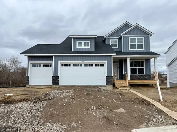 1642 Meadows DR, East Bethel, MN 55011