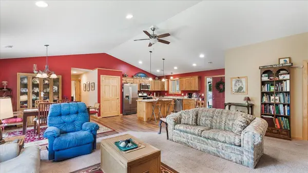 7984 Bass Lake TRL, Nisswa, MN 56468
