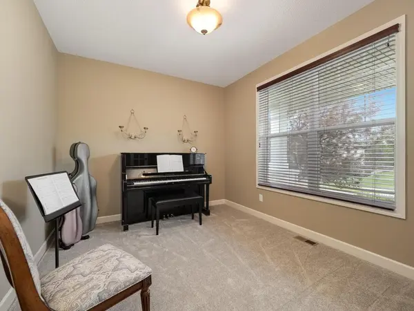 6035 Quantico LN N, Plymouth, MN 55446