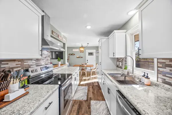 3873 Bellaire AVE, White Bear Lake, MN 55110