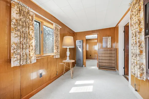 54724 805th AVE, Stewart, MN 55385