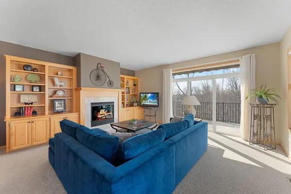 3485 Bay Knolls DR NW, Prior Lake, MN 55372