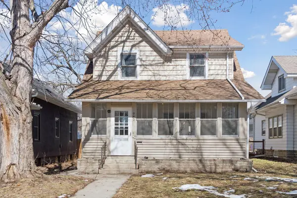 943 Wakefield AVE, Saint Paul, MN 55106