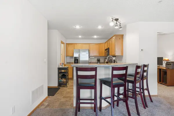 14974 Chestnut LN, Savage, MN 55378