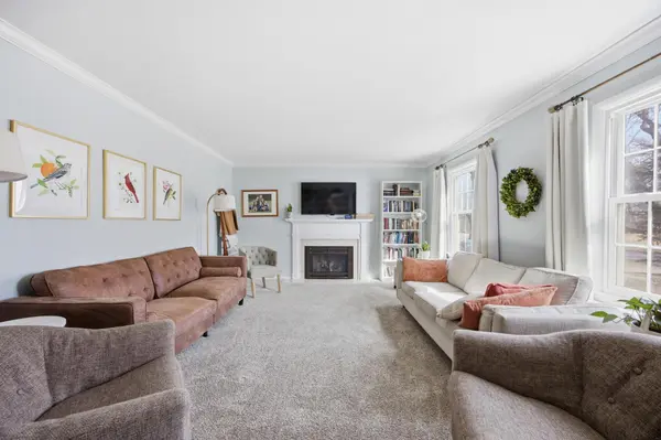 1306 Elm ST N, Fargo, ND 58102