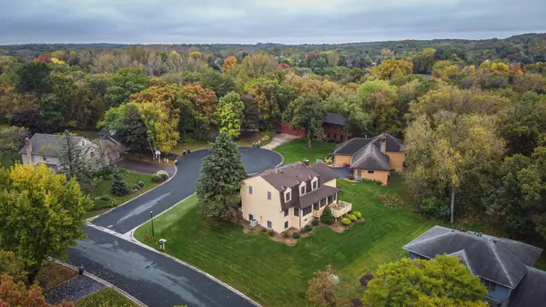 1138 Tiffany PT, Eagan, MN 55123