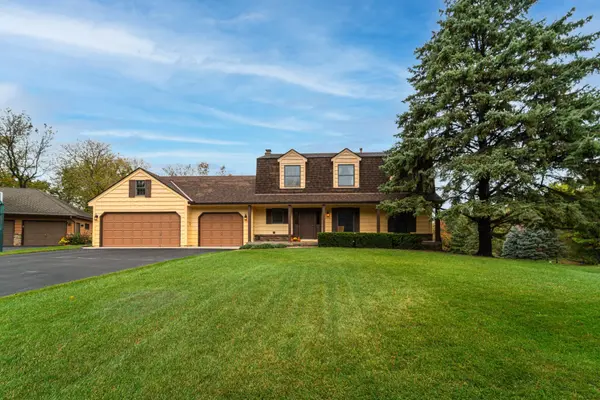 1138 Tiffany PT, Eagan, MN 55123