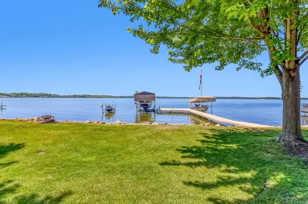 11494 Ravenswood Beach RD, Detroit Lakes, MN 56501